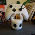 Universal Game Controller Stand Compatible with Switch – Hollow Knight-Inspired Desktop Gaming Accessory